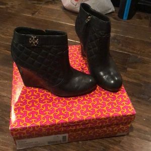 EUC Tory Burch Wedge Booties